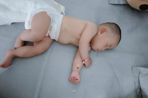 丽水宝宝突然很多眼屎