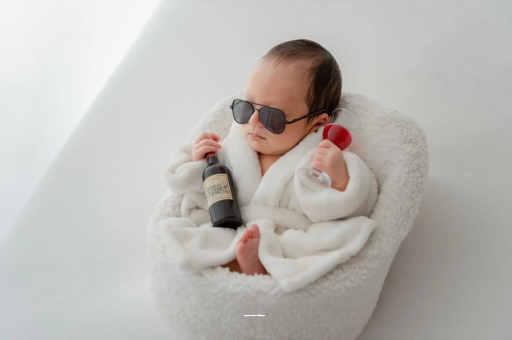 丽水孕妇肚脐眼突出来